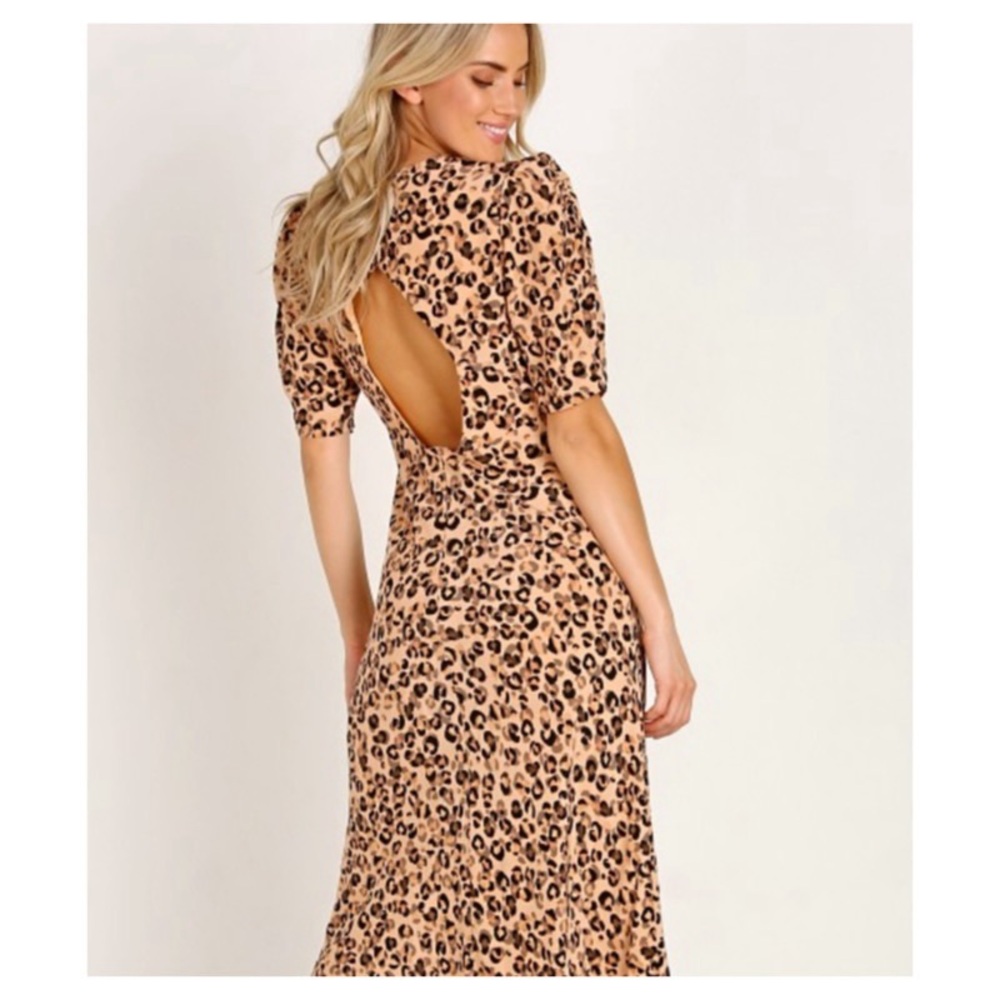 ASTR the Label Cutout Midi Dress Leopard Print NEW WITH TAGS Size XS